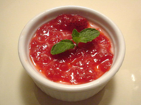 strawberry mint panna cotta