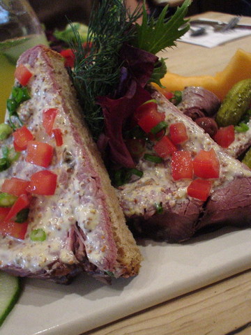 tartine-sandwich