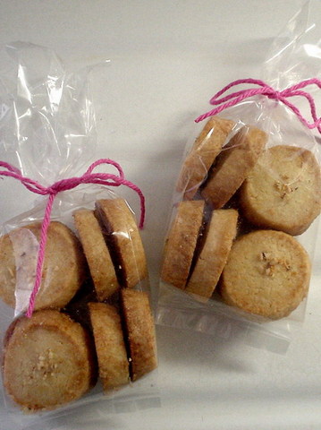 almond cookie