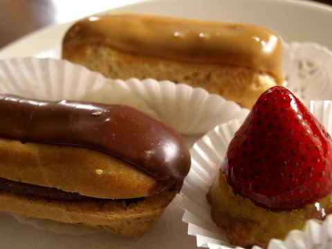 mini eclair & tart